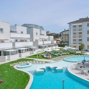 Marina & 4 Stelle S Aparthotel